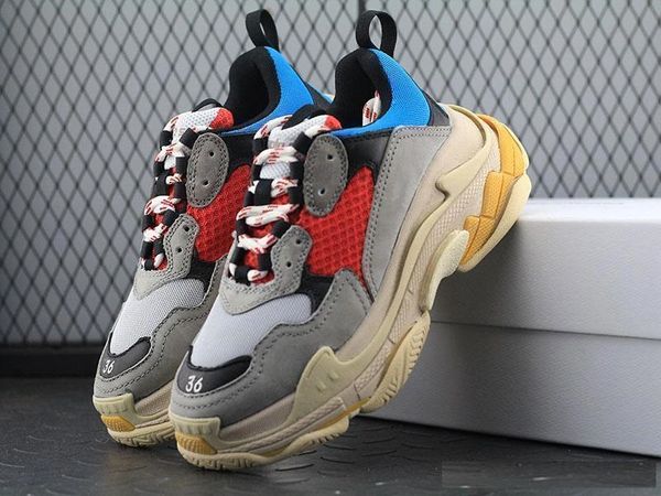 

2019 fashion paris 17fw triple-s shoes new sneaker triple s casual luxury dad shoes for men's women beige black sports tennis shoes