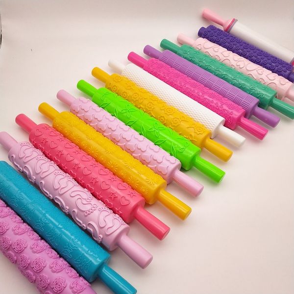 

pastic non-stick fondant rolling pin tool portable embossed rolling pin heart pattern fondant pastry cake decorating tool other bakeware