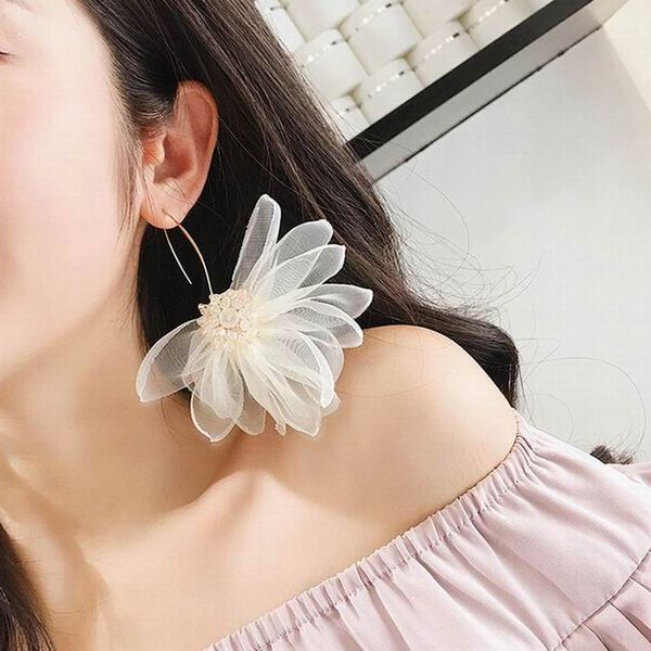

mengjiqiao 2018 new holiday jewelry statement big lace flower earrings for women fashion accessories clear crystal oorbellen, Silver