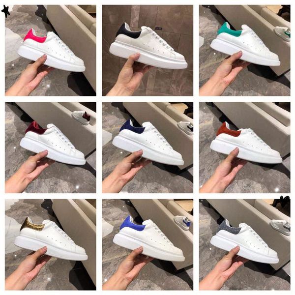 

2019 Luxury Brand Designer Alexander Mcqueens Sneakers White Black Leather Casual Shoes Girl Women Men Pink Gold Red Comfortable Flat Trainers 36-45