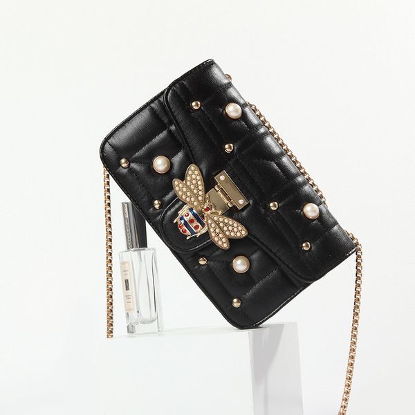 

new super fire design bag female 2020 fashion luxury bee bag mini designer diamond chain crossbody bag