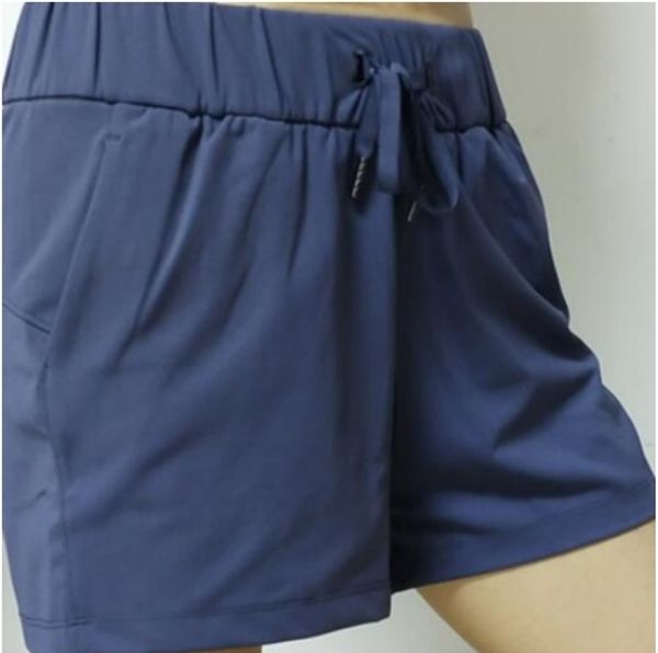 

Nwt 2019 lu running hort out pocket port hort tummy control workout running athletic non ee through zxl064 on the fly hort woven 2 5