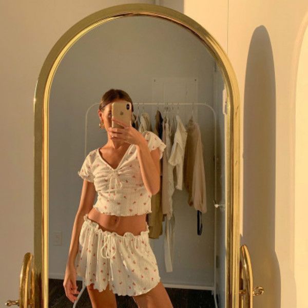 

womens clothing 2 piece set summer new short-sleeved shirt straps waist loose shorts suit women fashion sleepwear 2020, Black;red