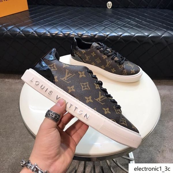 

2019wz new men s casual sneakers, low-cut luxury men s outdoor travel sneakers, fast delivery with original box packaging