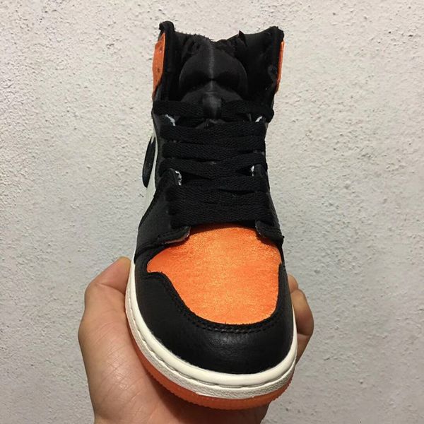 

new 1 og high satin shattered backboard men basketball shoes trainers sports orange black sneakers outdoor size 8-13