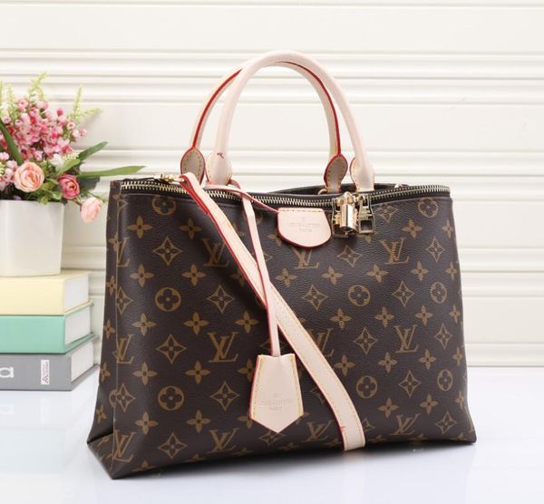 

wholesale bag fashionable new small bag for women 2020 new summer fashion style all-around messenger chain single shoulder bag fashion 018