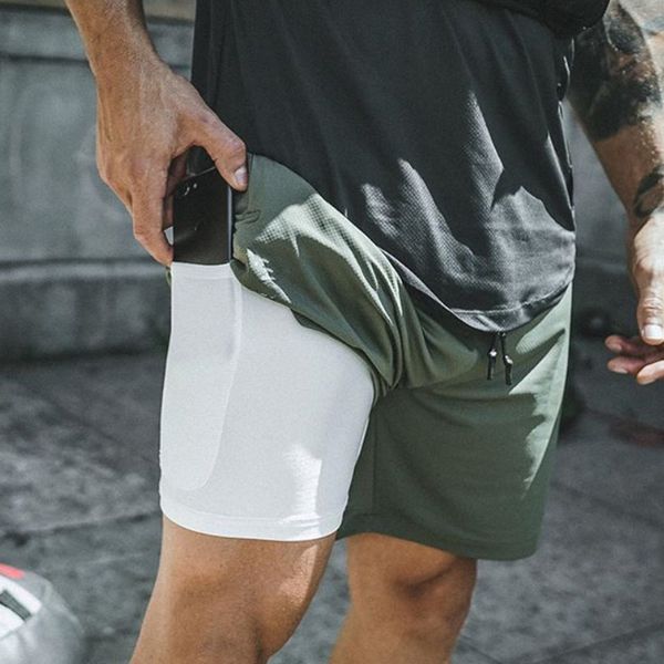 

new men double-deck sports shorts breathable quick dry fitness running shorts can hang towel, Black;blue