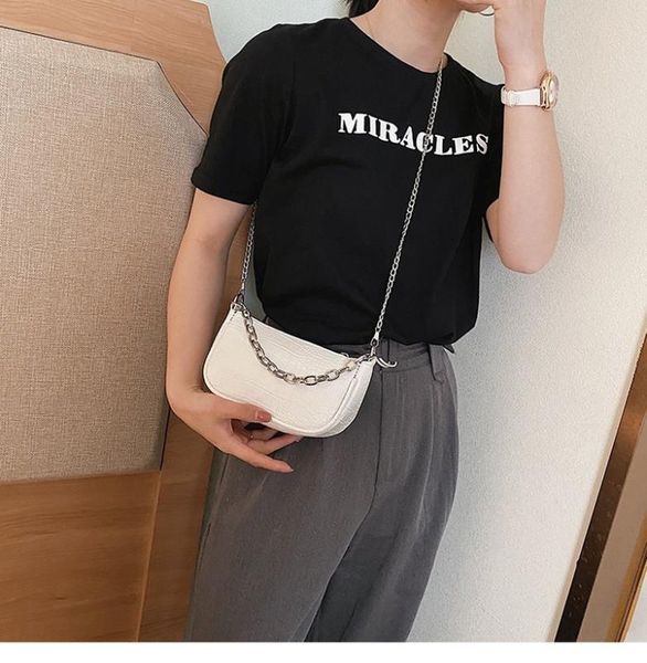 

2020 new women's shoulder bag korean version of the simple ladies shoulder bag large capacity fashion ladies underarm