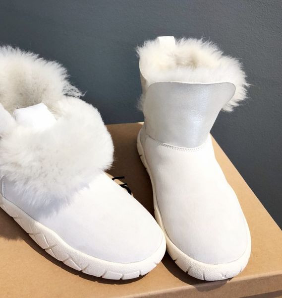 

wholesale original women's brand snow boots,brand ankle boots, luxury short boots, made by lamb skin, Black