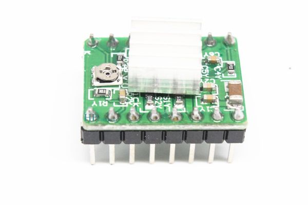 Freeshipping 100PCS Reprap Stepper Driver A4988 Modulo driver motore passo-passo + dissipatore di calore