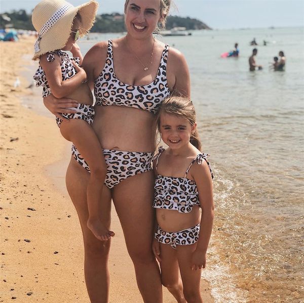 

2019 parent-child and 2019 parent-child bikini swimsuit bikini female and female swimsuit, White;black