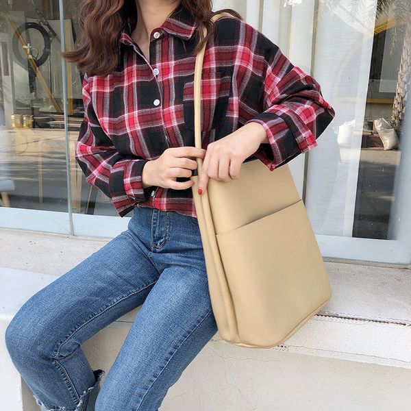 

2019 new single shoulder large bag ins leisure simple large capacity lady tot bag