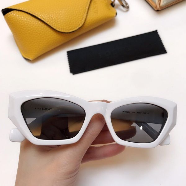 

designer sunglasses luxury sunglasses fashion brand for woman glass rectangle driving uv400 adumbral with box model:lw40027u high quality, White;black
