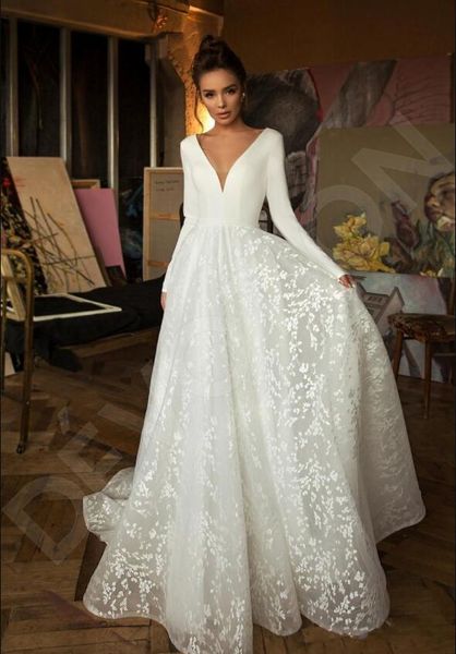 

2020 boho modern long sleeves wedding dresses deep v neck covered button backless lace train bridal gowns vestido de novia, White