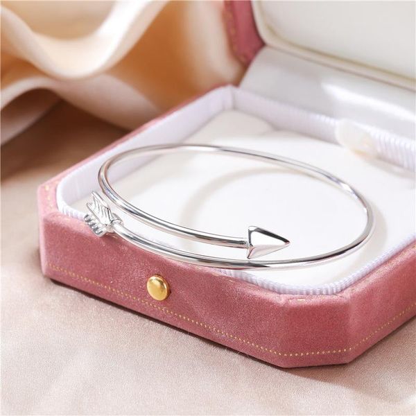 

tongti s925 sterling silver bracelet personality arrow european and american simple creative opening bracelet women's manufacturers spo, Black