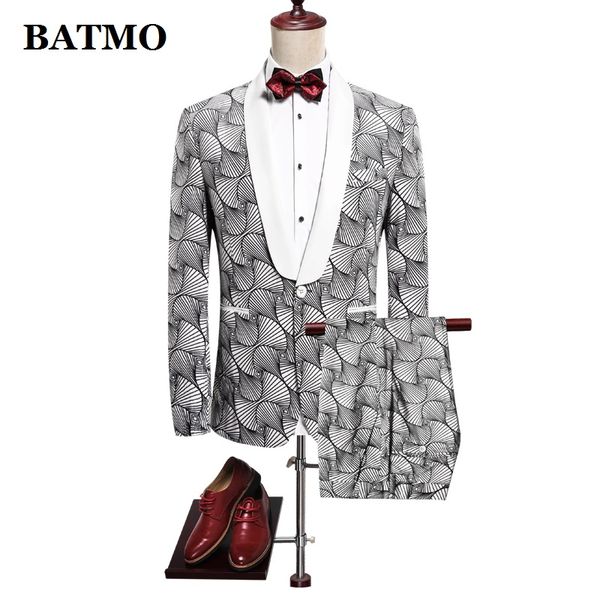 

batmo 2019 new arrival spring high quality printed fashion casual suits men,wedding dress,plus-size m-5xl 90120, White;black