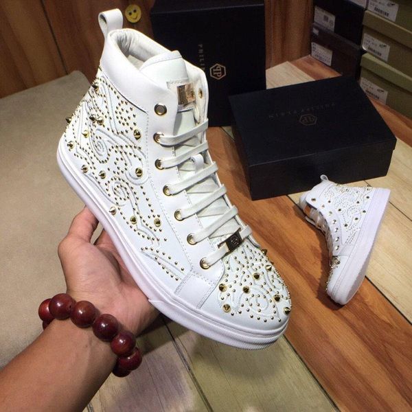 

2020 new rivet boots joint cooperation models paris socks shoes couple casual high-sneakers men and men thick bottom men shoes 99, Black