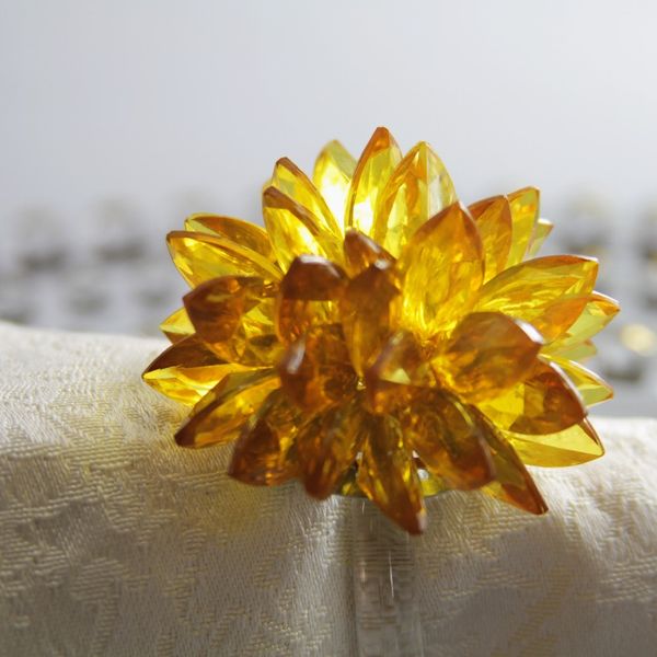 

handmade acrylic flower napkin ring, napkin holder 12 pcs wholesale qn19012301