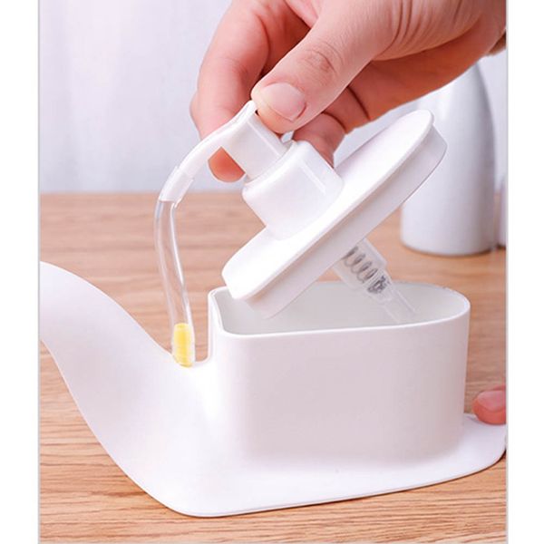 

120ml portable cartoon snail shower shampoo dispensing bottles bathroom accessories snail shape liquid soap dispensers press