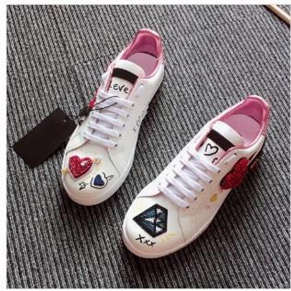 

new leather flats designer sneakers women classic casual luxury franch brand shoes diamond love embroidery walking runnig durable bn02, Black