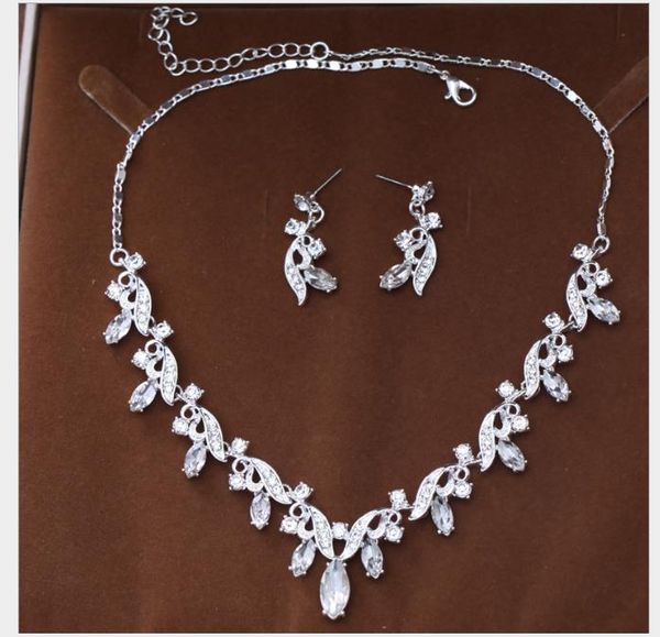 

simple and delicate bridal jewelry necklace earrings with two sets of korean style, Slivery;golden