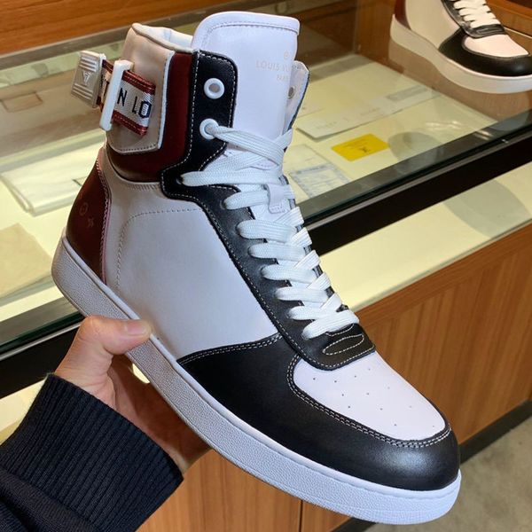 

new mens fashion popular luxurys platform shoes flat casual male walking casual sneakers luminous fluorescent shoes patent leather a