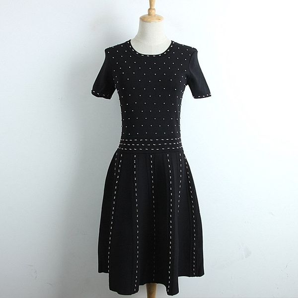 

women elegant o neck short sleeve knitted dress female solid knee length dress summer fashion sequined tunic, Black;gray