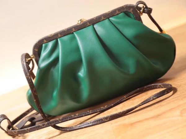 

новые известные дизайнеры натуральная кожаная сумка женская сумка louie vut vintage clouds m67606 сумки из натуральной кожи клатчи