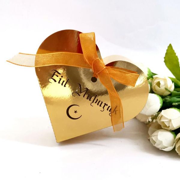 

10 шт. / компл. симпатичные ид мубарак конфеты подарочная коробка полые сердца рамадан украшения исламская партия картонные коробки конфет п