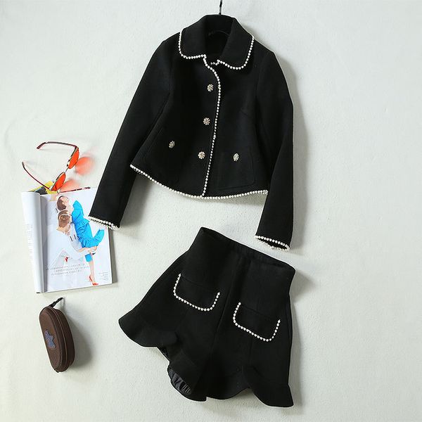

european and american women's clothing 2019 winter new style long sleeve beaded single breasted coat shorts fashionable two-piece woole, White