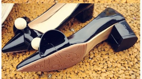 

2019 women's shoes in spring and autumn with new style low heel pointed end @52, Black