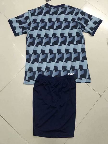 

men blank double-sided football team uniforms kits sports clothes tracksuits personality customized football sets with shorts b45-21, Blue;black