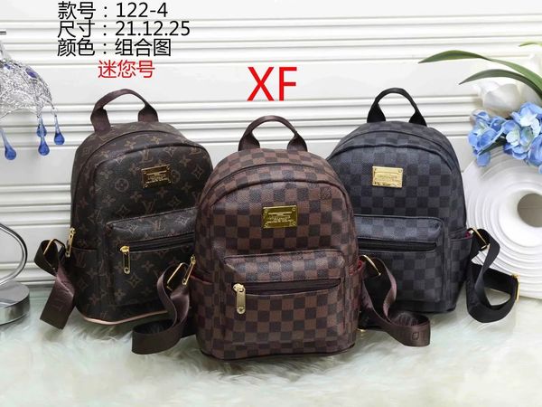

2019 new best selling bag unisex middle school students Korean fashion backpack backpack wild universal backpack simple bag mini