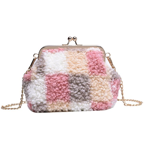 

191204 ivog нового прибытия каждого дня женщины малый коммуникатор crossbody сумка fur цепь геометрической сумки для женщин 2019