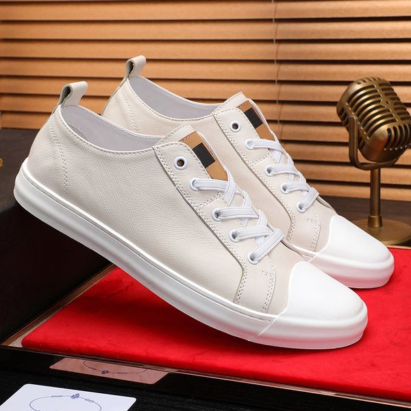 

high grade classic men shoes black whiter leather designer sneakers lace shoes fashion style triple walking hiking shoes light casual shoe