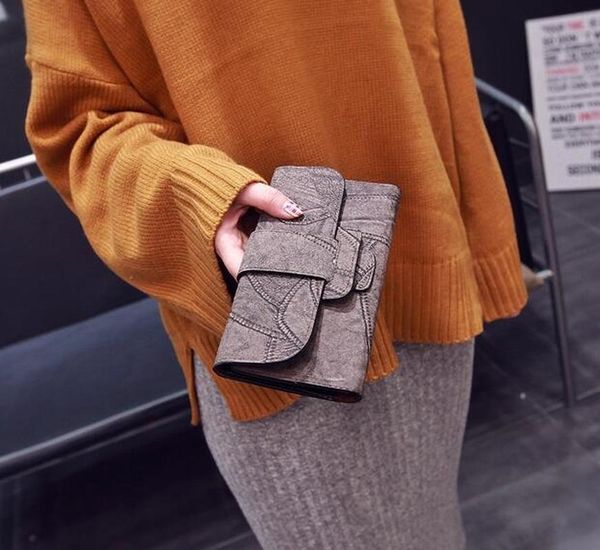 

korean version of the new wallet simple drawstring buckle three-fold long ladies and mother wallet matte large-capacity, Red;black