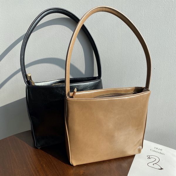 

2020 дамы простого мешка плеча темперамент ниша сумка большой емкость ранняя весна новый ретро подмышки сумка