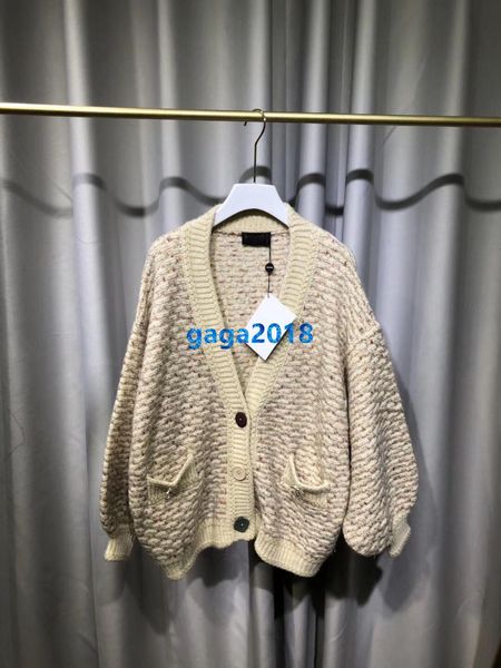 

high end women girl oversize вязаный свитер куртка письмо кристалл брошь кнопки с длинным рукавом трикотаж milano fashion design кардиган ве, White;black