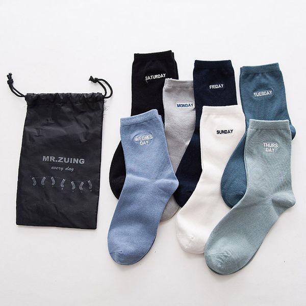 

2018 new men socks7 pairs cotton letter long autumn men week socks new style happy men's socks gift, Black