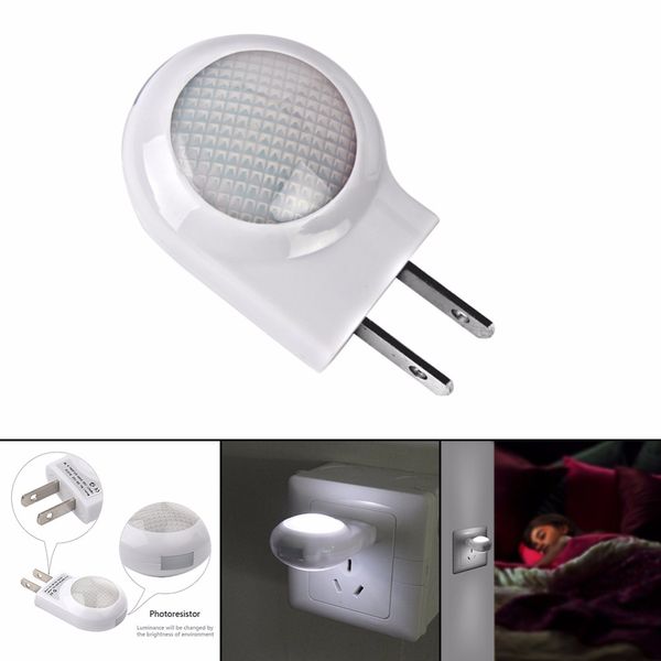 Mini luce notturna a lumaca a LED lampada da notte automatica lampada da parete con sensore di luce incorporato lampada da parete per camera da letto per bambini spina EU/US