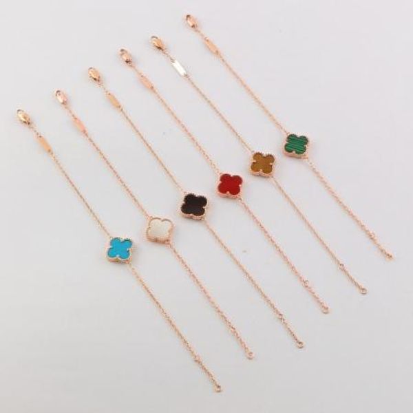 

womens fashion charm bracelets designer four-leaf clover bracelet 2019 new luxury gold silver bracelet for womens, Golden;silver