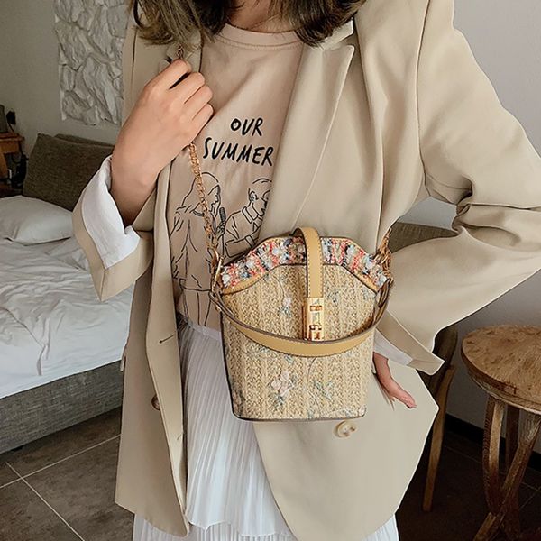 

summer portable flower belt 2019 leisure beach holiday simple lace embroidery straw bucket bag messenger bag