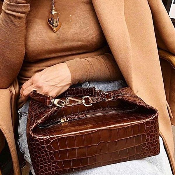 

bxx]2020 fashion women's metal handle single shoulder bag street party pu leather handbag female all match flap bag wc914