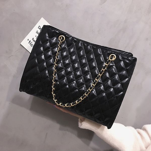 

big bag women 2018 new tide korean version of the rhombus atmospheric capacity wild chain single shoulder portable messenger bag