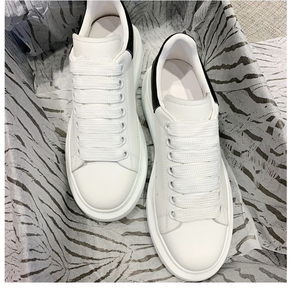 

Sapatos ocasionais winnerbuy