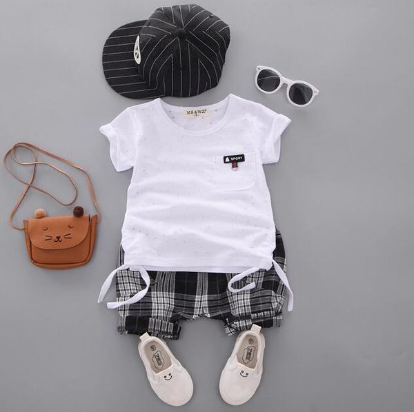 

детская одежда летний новый повседневный ребенок с коротким рукавом набор шею с коротким рукавом большой плед шорты двух детей set, White