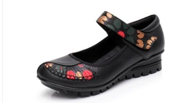 

2019 women's shoes in spring and autumn with new style slope heel round head mother shoes @285, Black