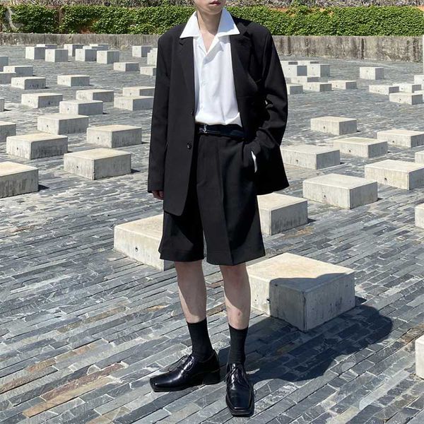 

new male japan korea streetwear loose suits men 2 pieces suits sets jacket+shorts vintage fashion causal blazers jacket, White;black