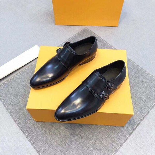 

2019 6 11 new fa hion black color men ca ual port de igner leather hoe a ian ize 38 45