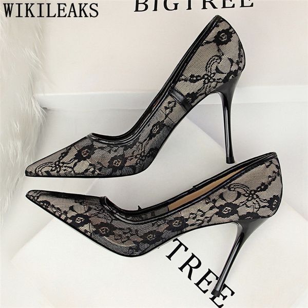 Großhandel Kleid Weiße Pumps High Heels Spitze Dame Schuhe Designer schuhe frauen luxus 2019 italienische euro